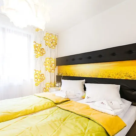 Apartamenty Sun & Snow Komuny Paryskiej Karpacz Rom bilde