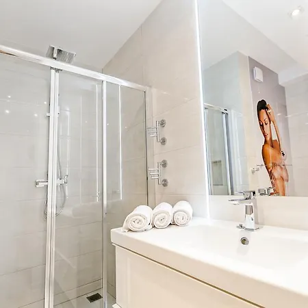Apartamenty Sun & Snow Komuny Paryskiej Karpacz Rom bilde